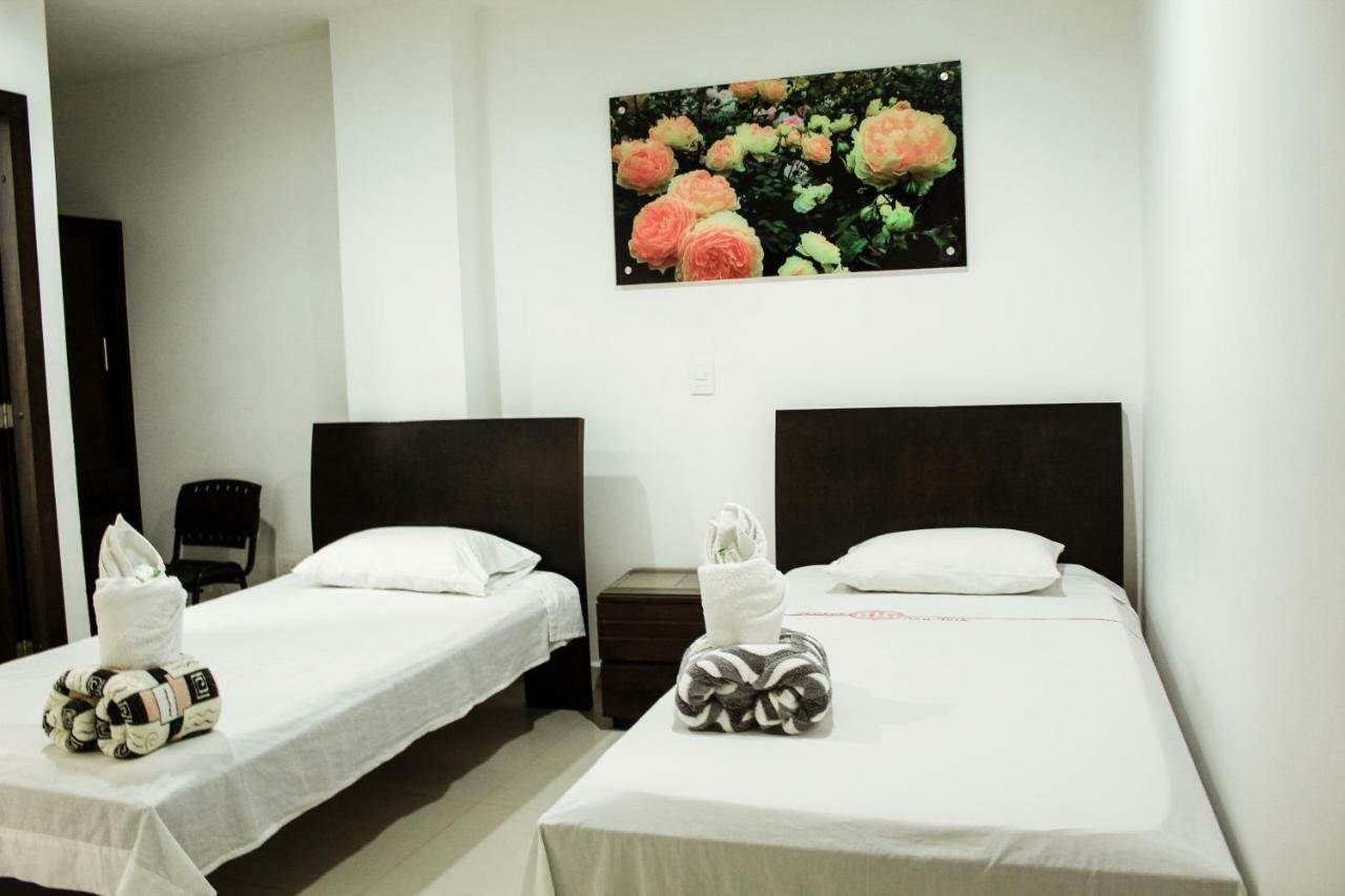 Hotel Big New York Carepa Bagian luar foto
