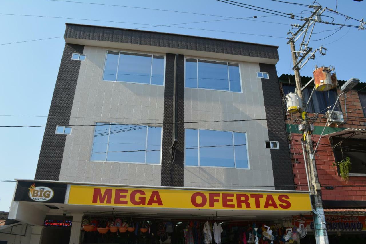 Hotel Big New York Carepa Bagian luar foto